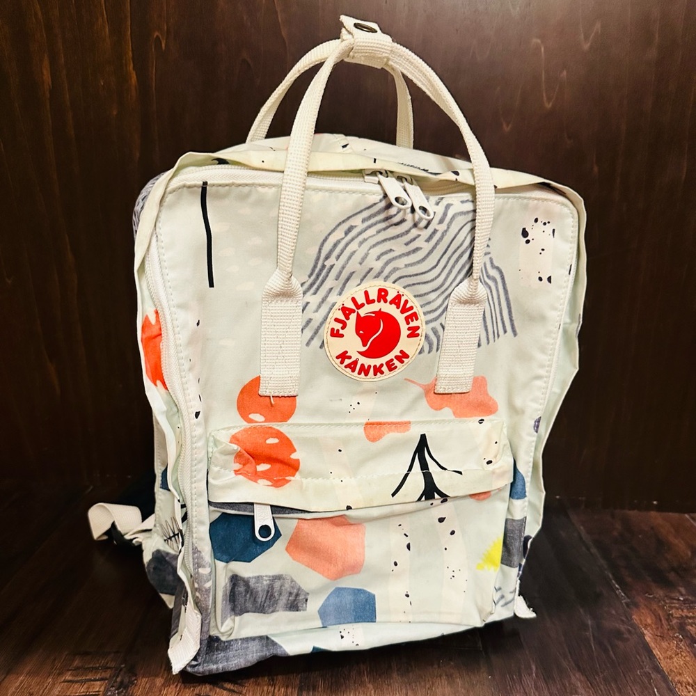 Fjallraven Kanken - Special Edition “The Classic Kanken” Backpack